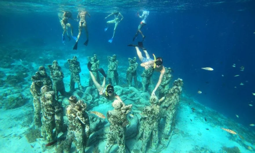 snorkeling Gili