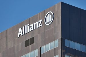 Bagaimana Direktur Allianz Menghadapi Perubahan Tren Asuransi Global?